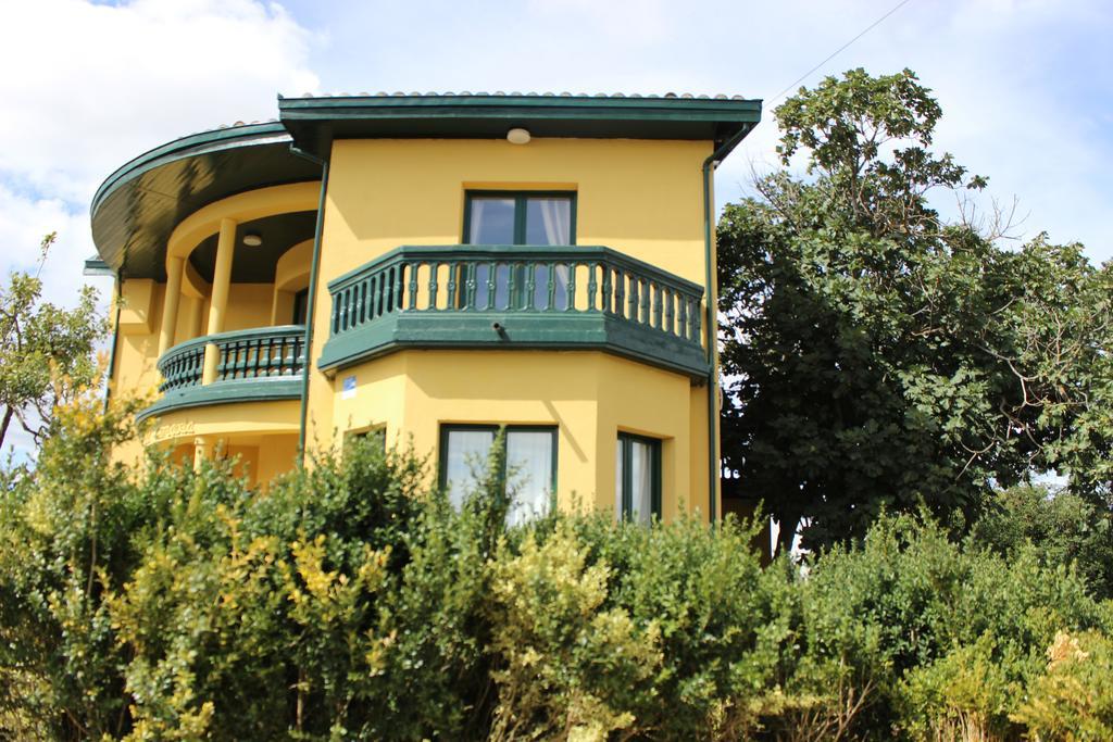 Hotel Valle Del Oja Касаларрейна Екстер'єр фото