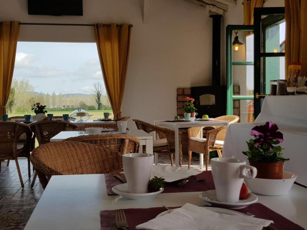 Hotel Valle Del Oja Касаларрейна Екстер'єр фото